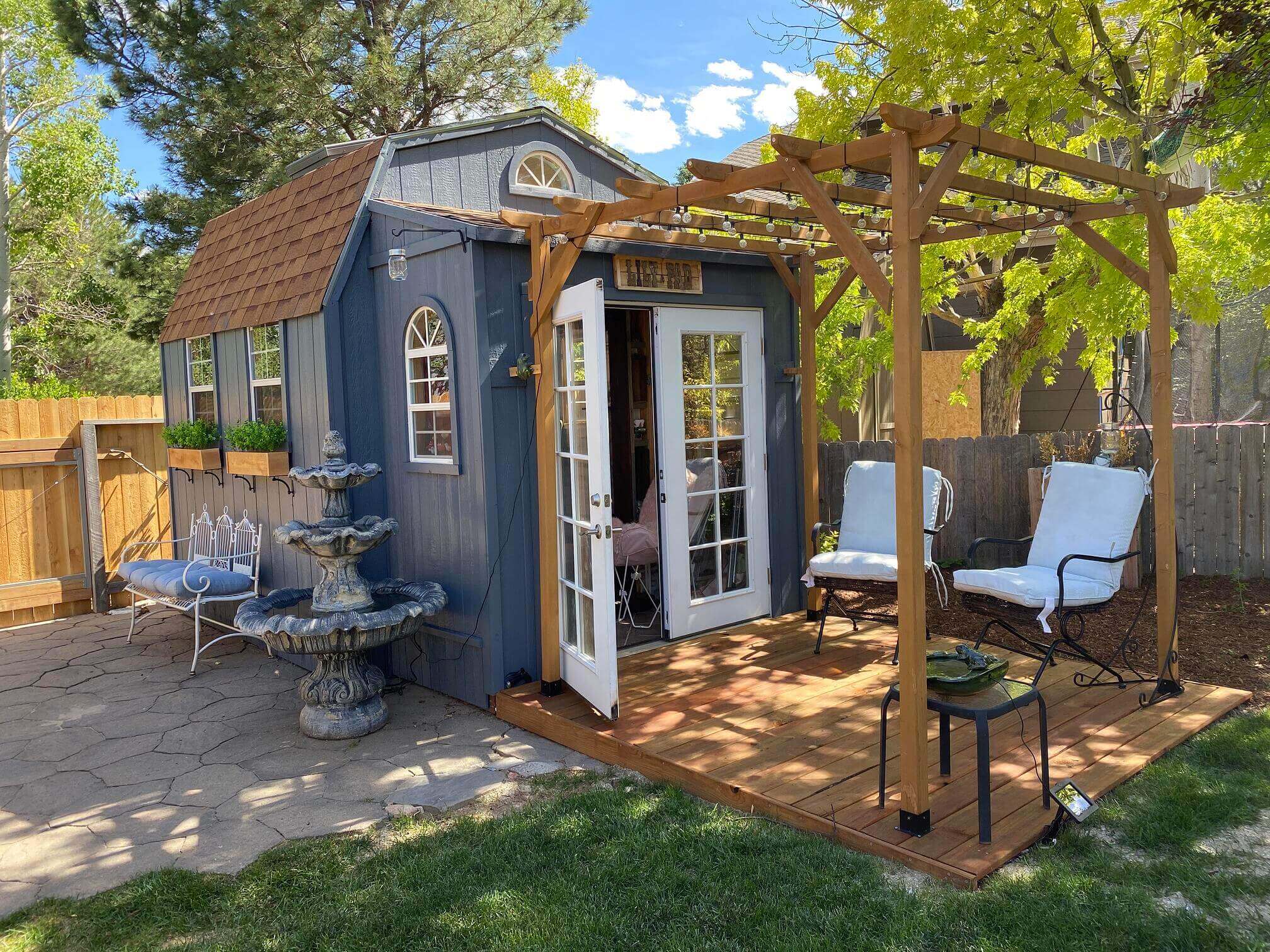 SheShed-43-good-outside-pick-All-1-door-open